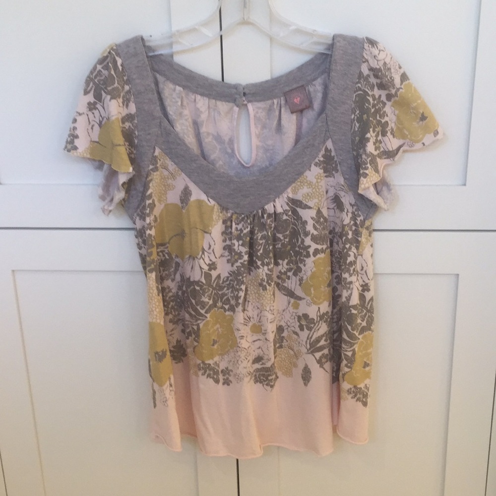 Language Gray and Yellow Floral Short Sleeve Top